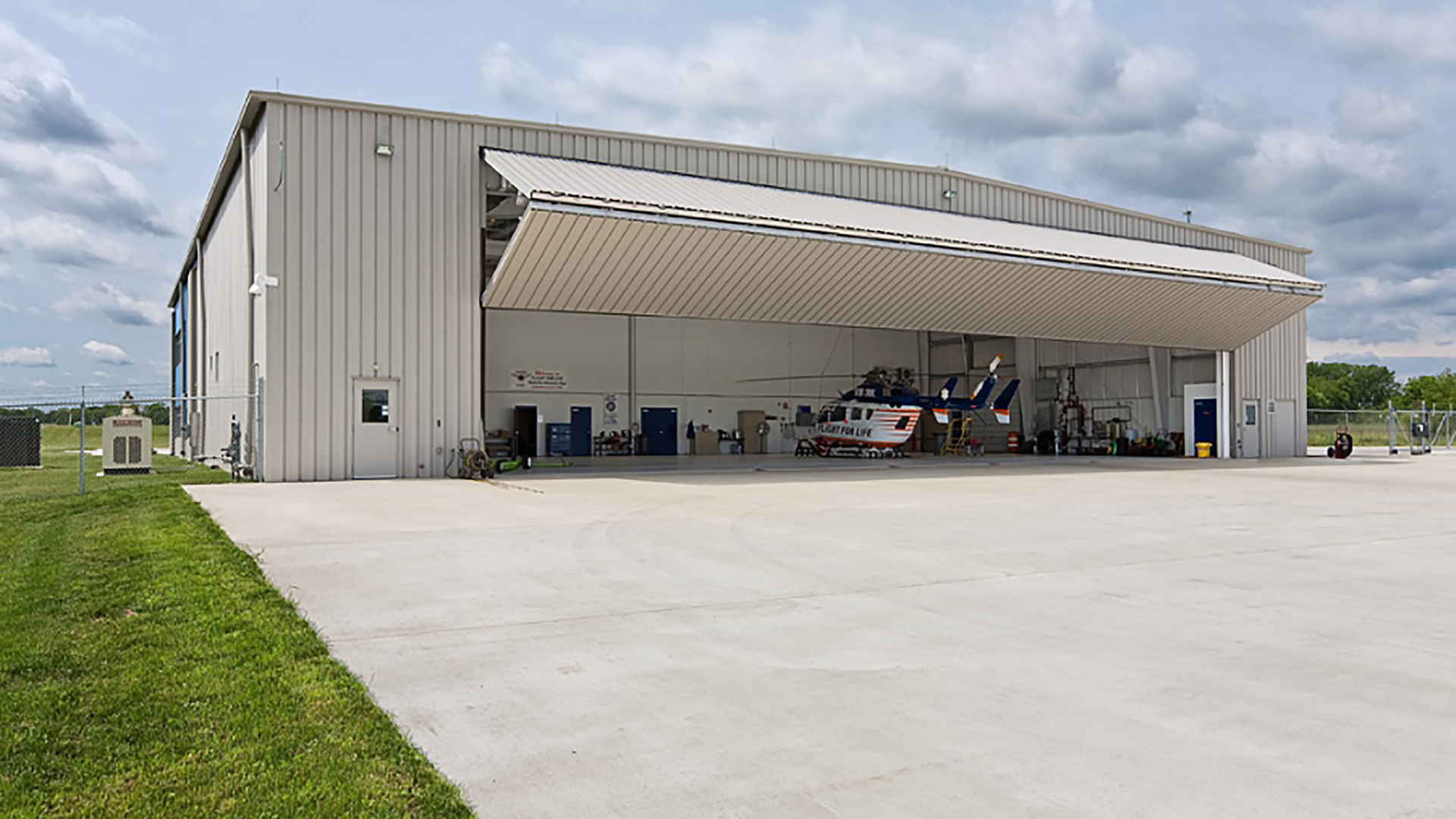 Aircraft Hangar Doors