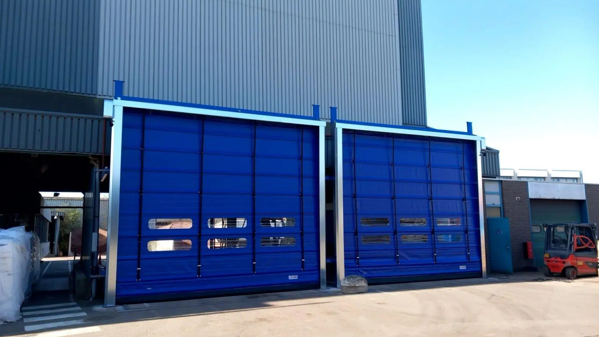 High-Speed Fold-Up Pack Doors